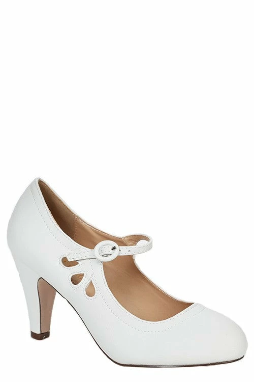 CJ Shoes Oh My Mary J's Heels Yellow 7 CJ Shoes Oh My Mary J's Heels Yellow