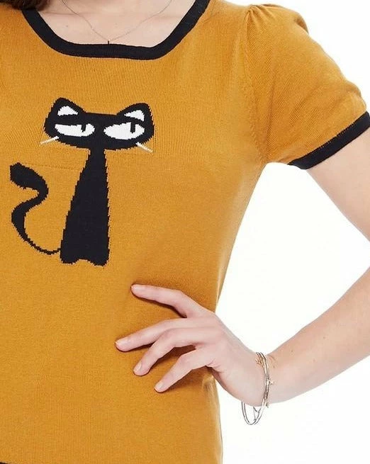 MAK-1 Feeling Catty 6 MAK-1 Feeling Catty