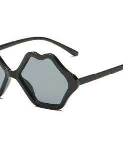 CRAMILO EYEWEAR Sunglasses Read My Lips