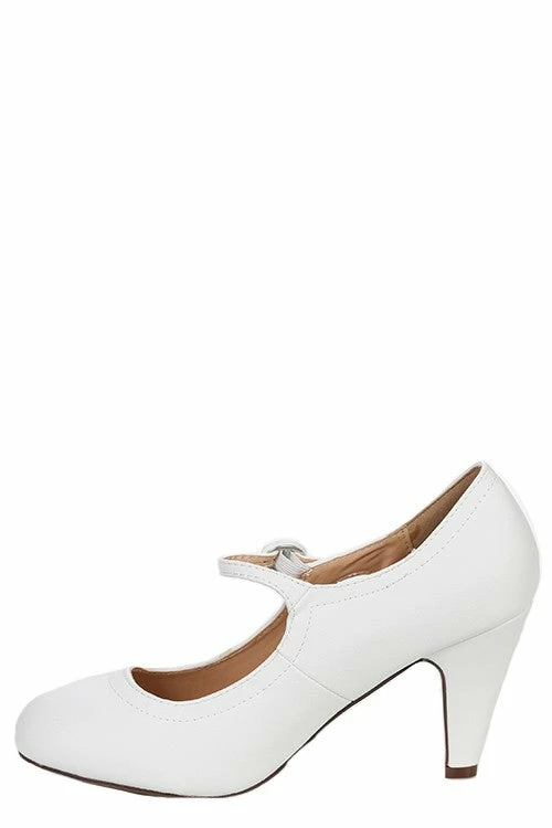 CJ Shoes Oh My Mary J's Heels Yellow 8 CJ Shoes Oh My Mary J's Heels Yellow