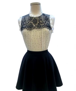 EM Hopeful Heart White Top