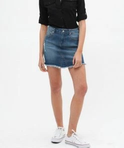 2Sable Pintuck Top Long Sleeve Top