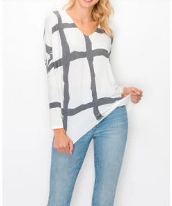 ENTI CLOTHING Abstract Top Grey Knit Tops