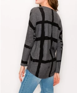 ENTI CLOTHING Abstract Top White Knit Tops