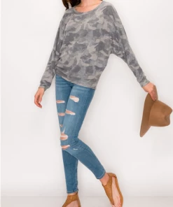 ENTI CLOTHING Camouflaged Top Grey Knit Tops