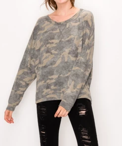 ENTI CLOTHING Camouflaged Top Olive Knit Tops