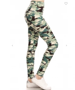 LOVE IT Legging Camo Print Light Green