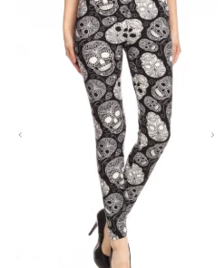 LOVE IT Legging Skull Print Black & White Leggings