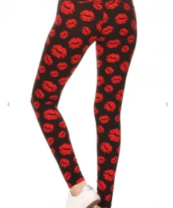 LOVE IT Legging Lipstick Lip Print