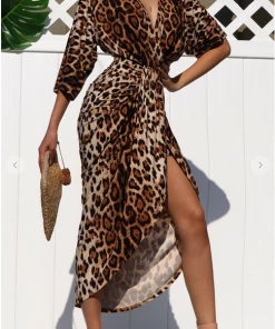 Dress Day Maxi Dresses & Jumpsuits Larisa Leopard Maxi Dress