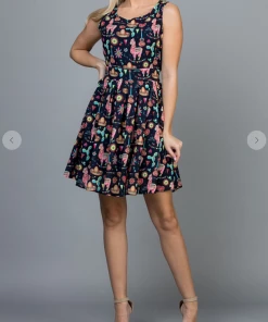 LA SOUL Printed Dresses Fiesta Llama