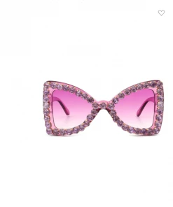 CRAMILO EYEWEAR I Am Fashion Cat Eye Rhinestone Sunglasses