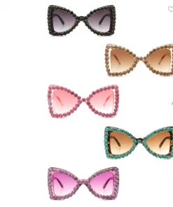 CRAMILO EYEWEAR I Am Fashion Cat Eye Rhinestone Sunglasses