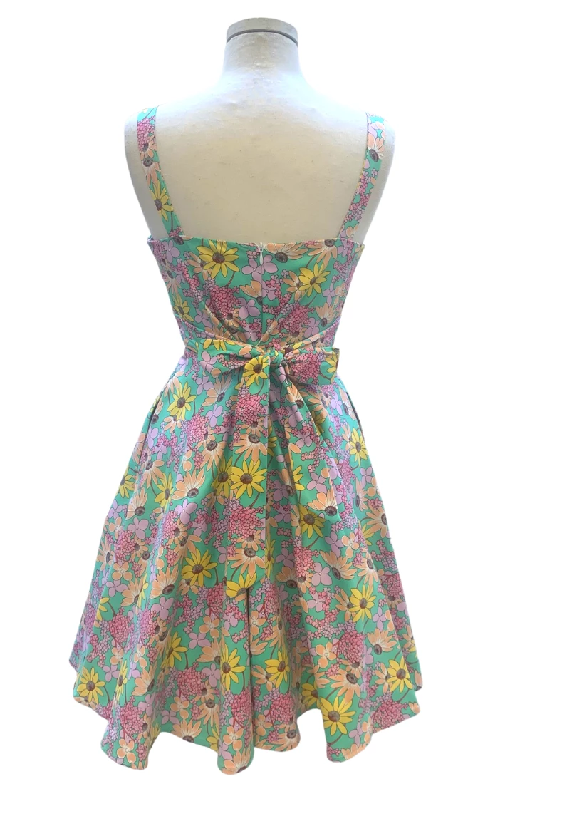 IXIA2 Missy Pale Green Carnation Pin Up Dresses 5 IXIA2 Missy Pale Green Carnation Pin Up Dresses