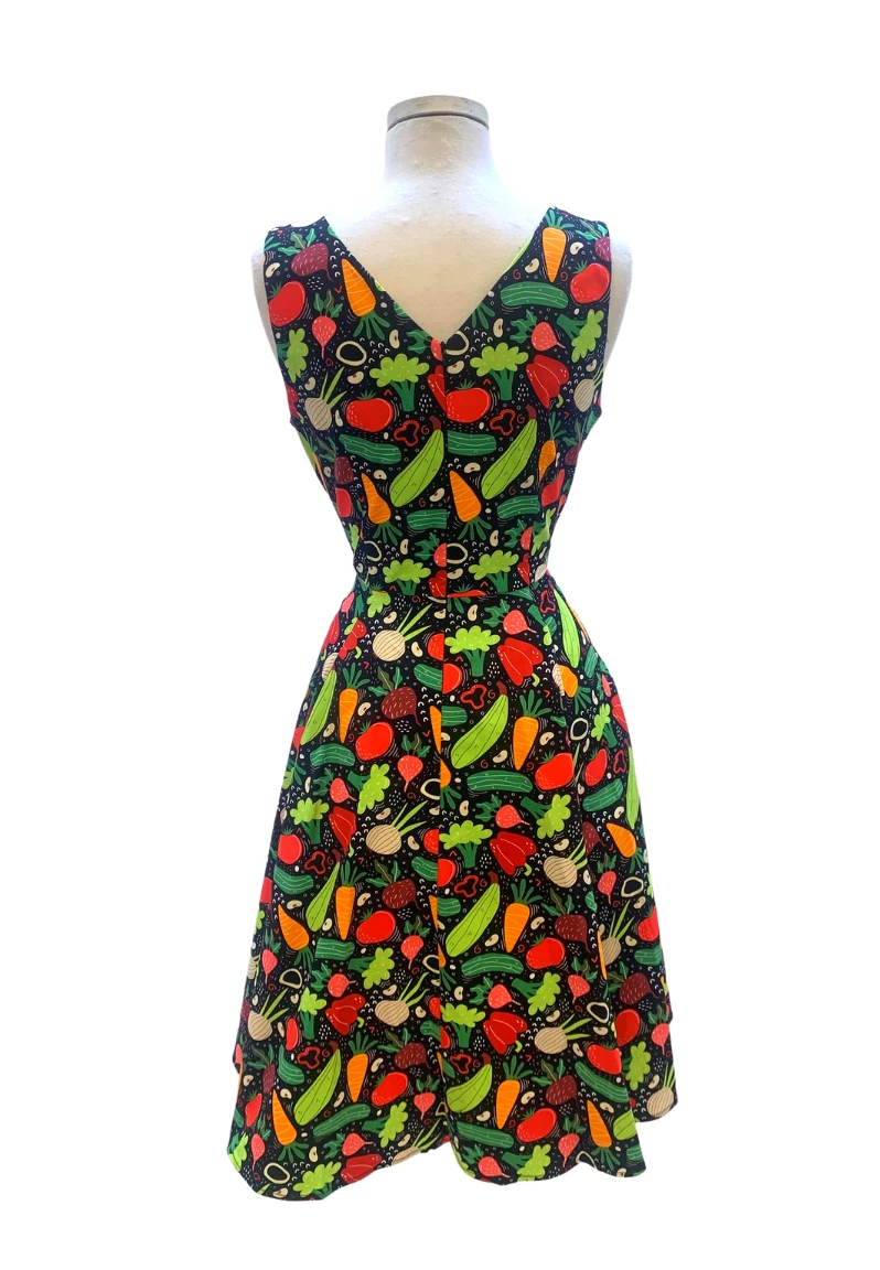 IXIA2 Pin Up Dresses Claire Veggie Dress 5 IXIA2 Pin Up Dresses Claire Veggie Dress